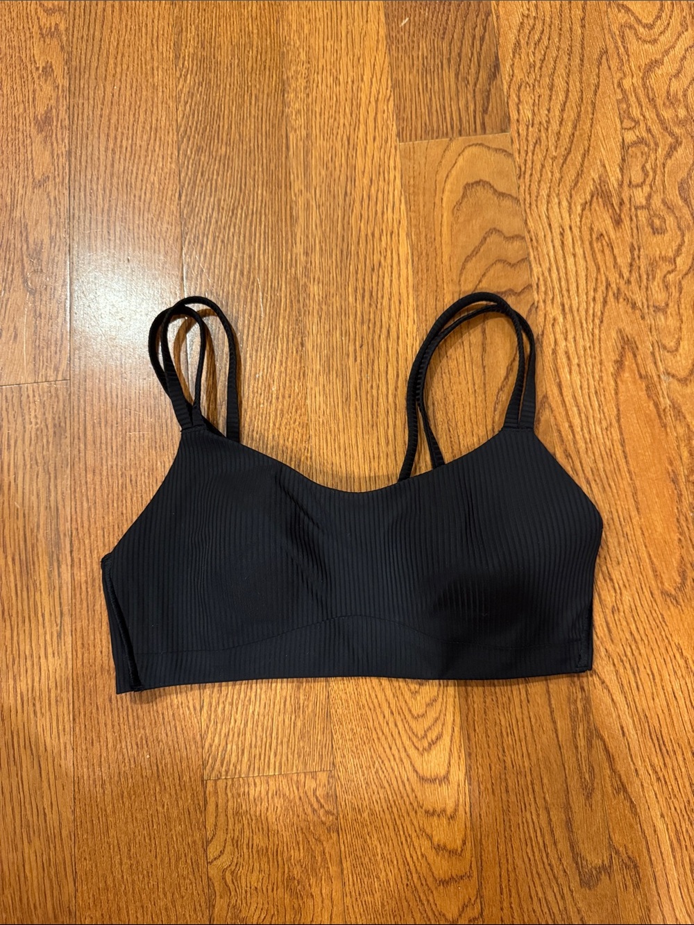 Worn once lululemon bra size 4